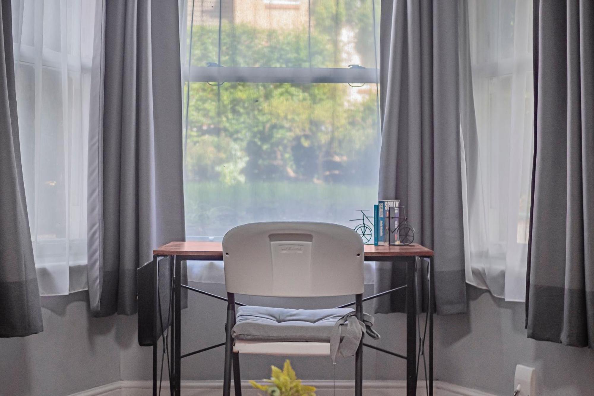 Pass The Keys Private Garden Apartment By Tulse Hill Station Londen Buitenkant foto