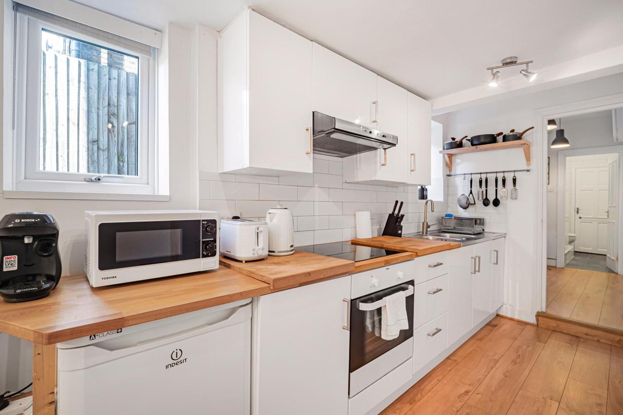 Pass The Keys Private Garden Apartment By Tulse Hill Station Londen Buitenkant foto