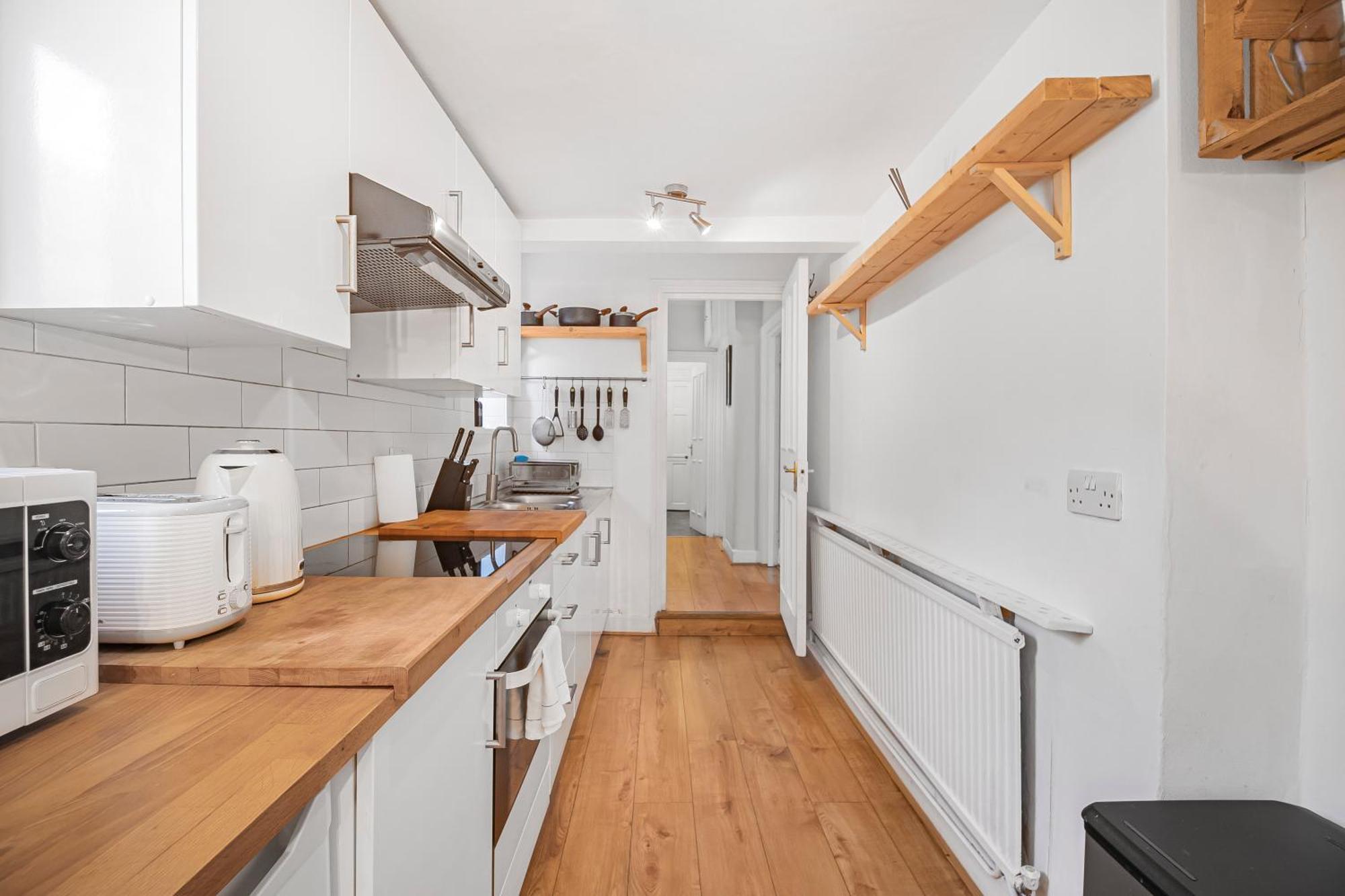 Pass The Keys Private Garden Apartment By Tulse Hill Station Londen Buitenkant foto