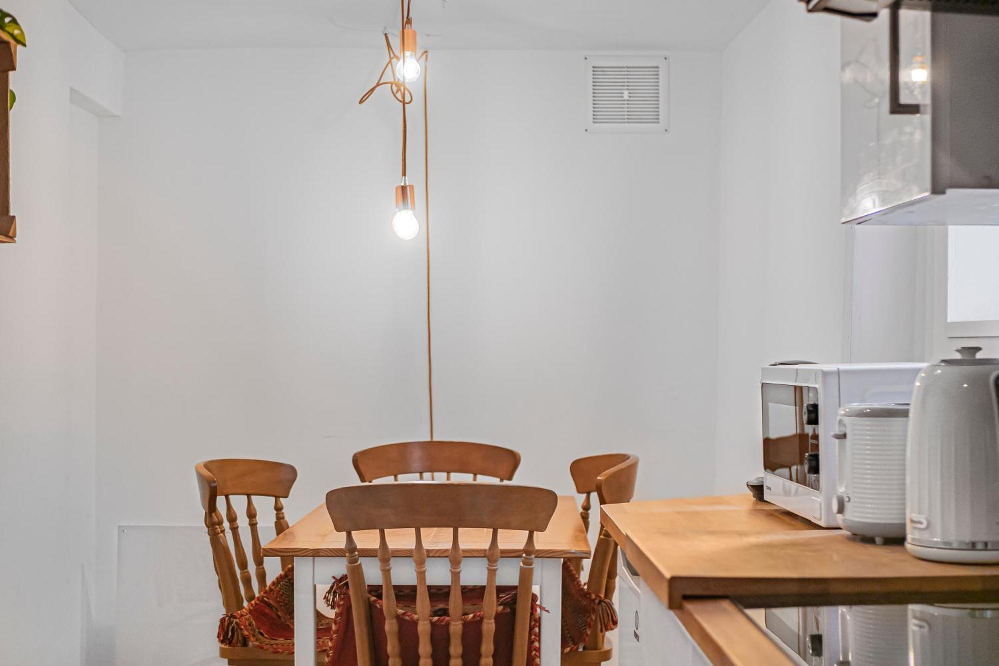 Pass The Keys Private Garden Apartment By Tulse Hill Station Londen Buitenkant foto