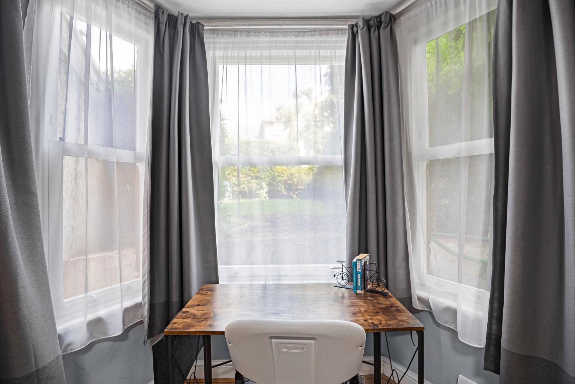 Pass The Keys Private Garden Apartment By Tulse Hill Station Londen Buitenkant foto