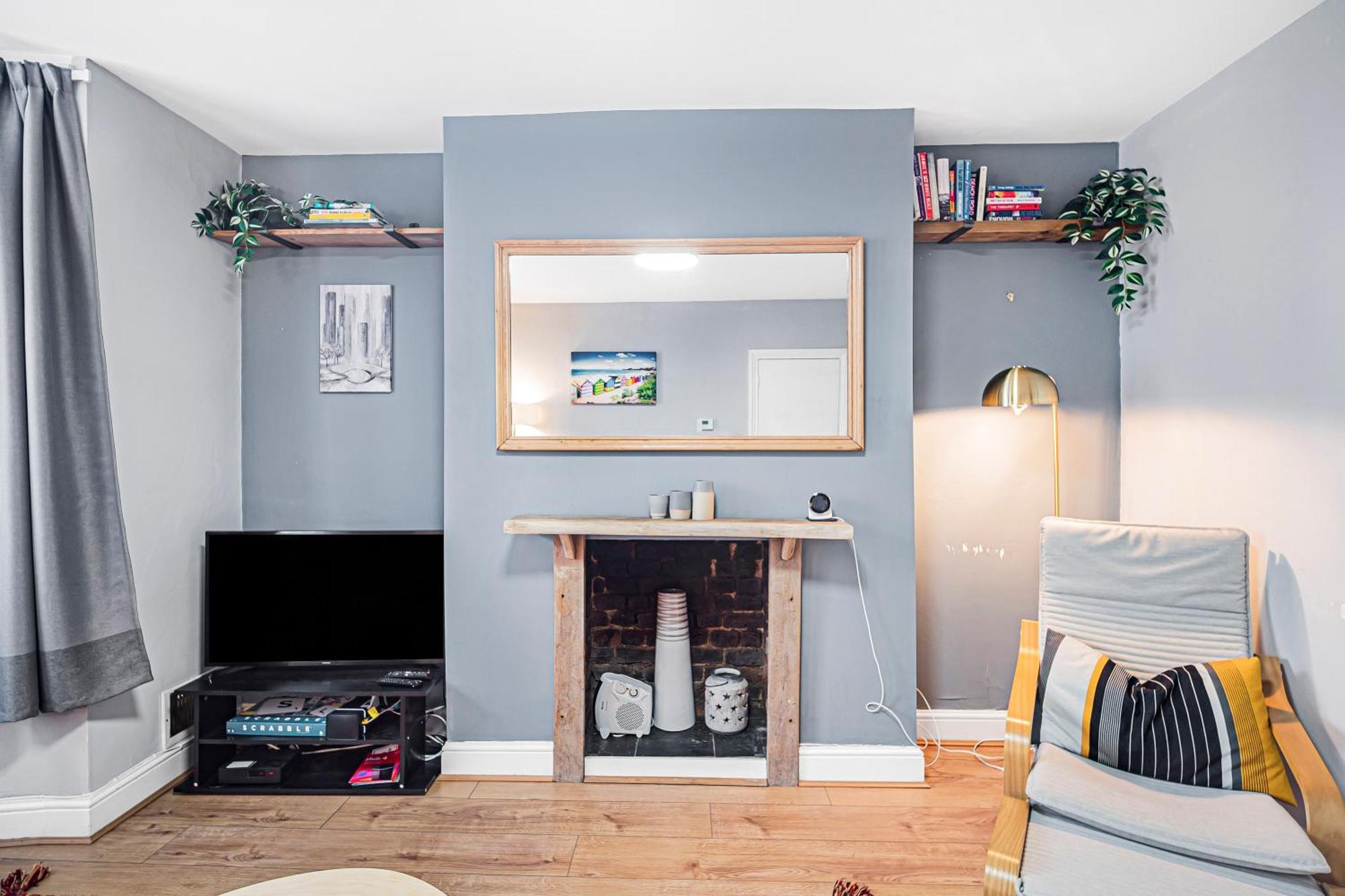 Pass The Keys Private Garden Apartment By Tulse Hill Station Londen Buitenkant foto