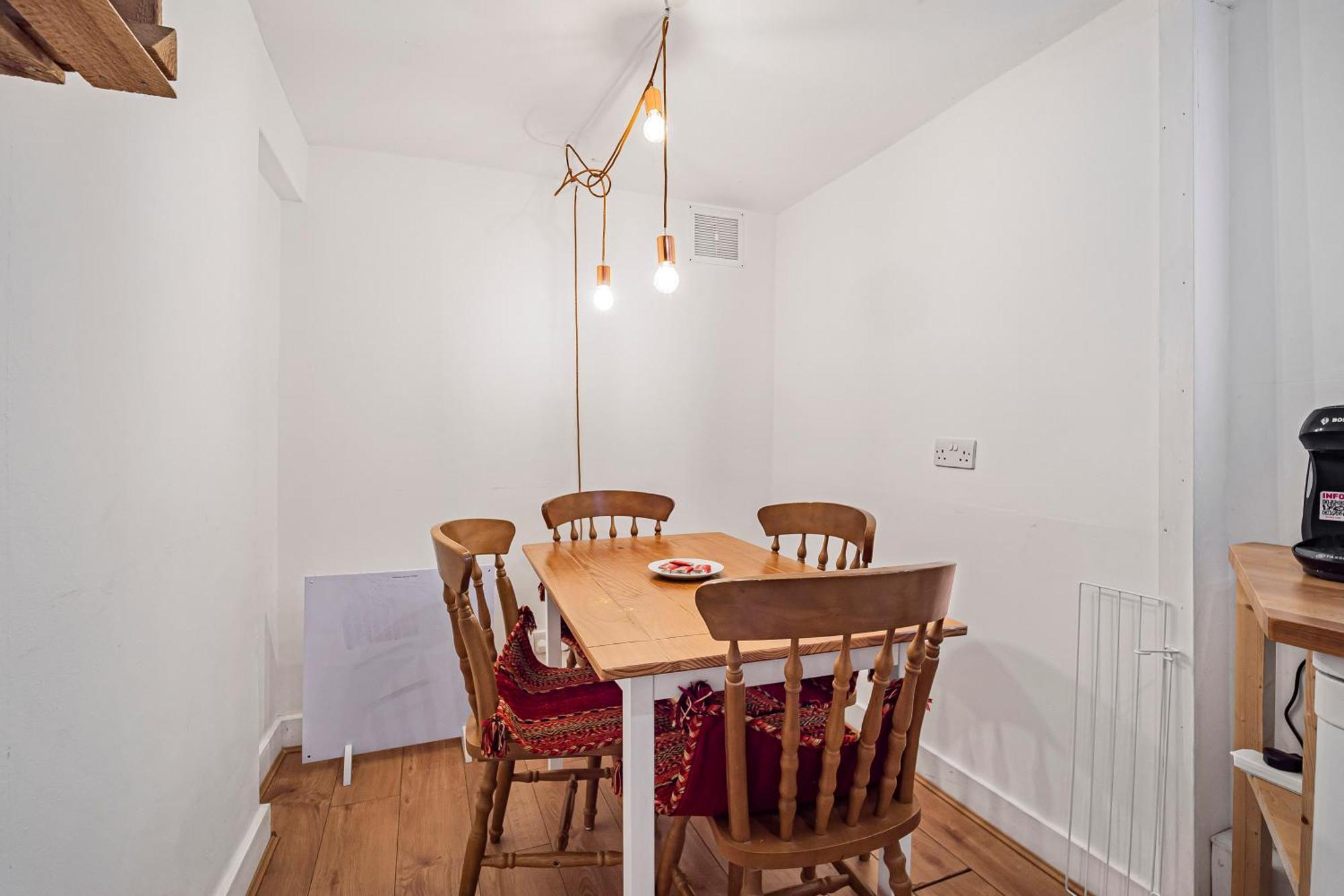 Pass The Keys Private Garden Apartment By Tulse Hill Station Londen Buitenkant foto