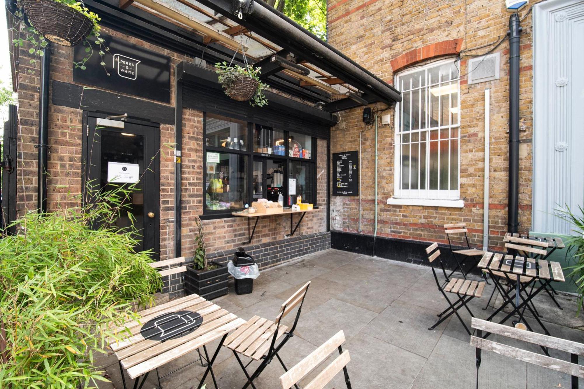 Pass The Keys Private Garden Apartment By Tulse Hill Station Londen Buitenkant foto